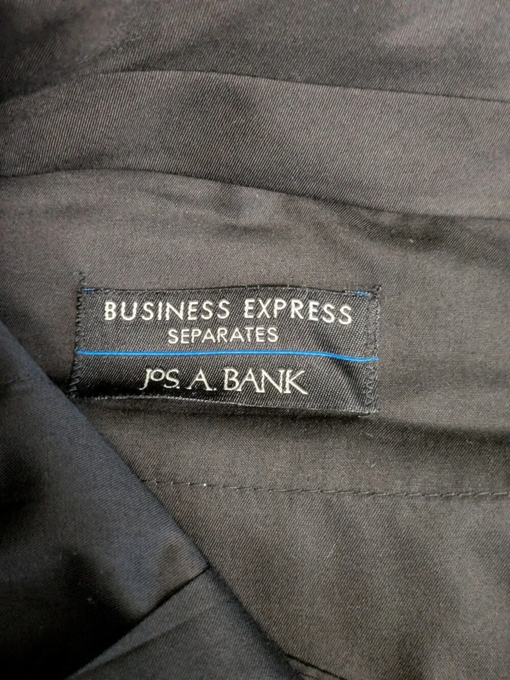 Jos A Bank Mens 2 Piece Suit 40R Gray 100% Wool 2 Button Blazer Pleated Pants 34